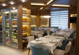 Интериор Ресторант, Аmira Apartments & SPA, гр. Банско 14